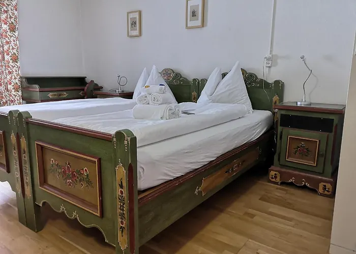 Hotel Historisches Piz Ela