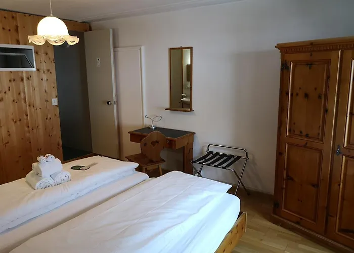 Hotel Historisches Piz Ela