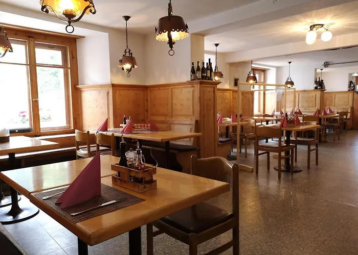 Historisches Piz Ela Hotel *